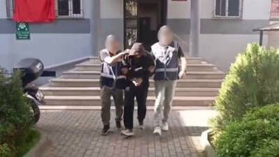 Bursa'da kesinleşmiş hapis cezası olan 4 şahıs yakalandı.