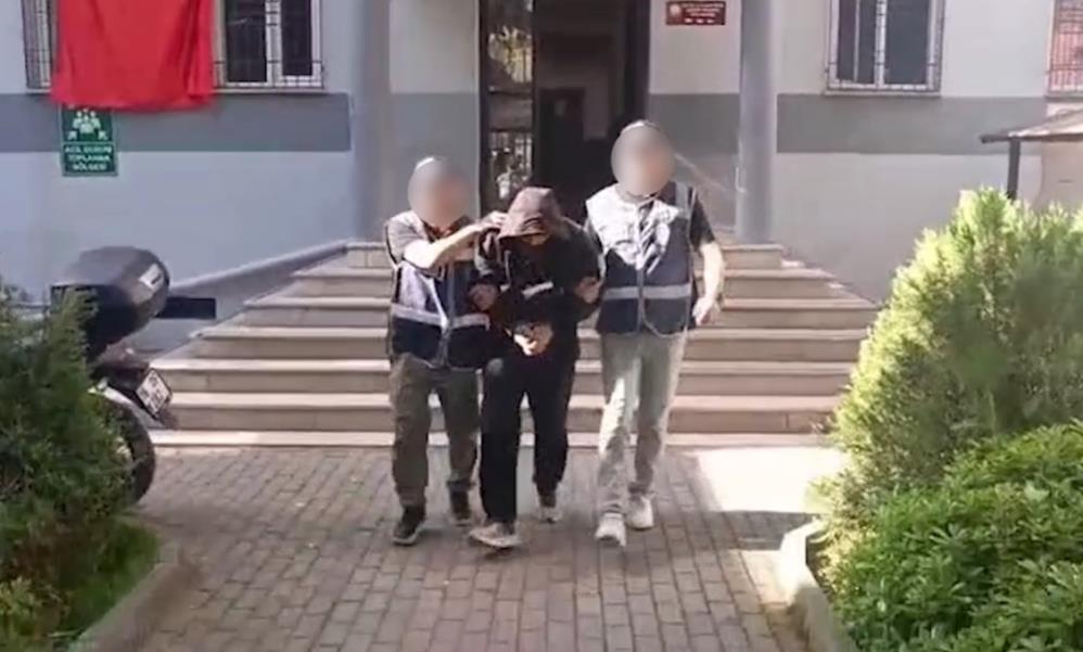 Bursa'da kesinleşmiş hapis cezası olan 4 şahıs yakalandı.