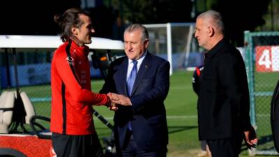 Gençlik ve Spor Bakanı Osman Aşkın Bak, 2026 FIFA Dünya