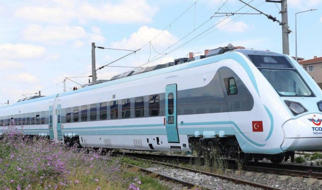 Ulaştırma ve Altyapı Bakanı Abdulkadir Uraloğlu, ilerleyen zamanda tren hattıyla