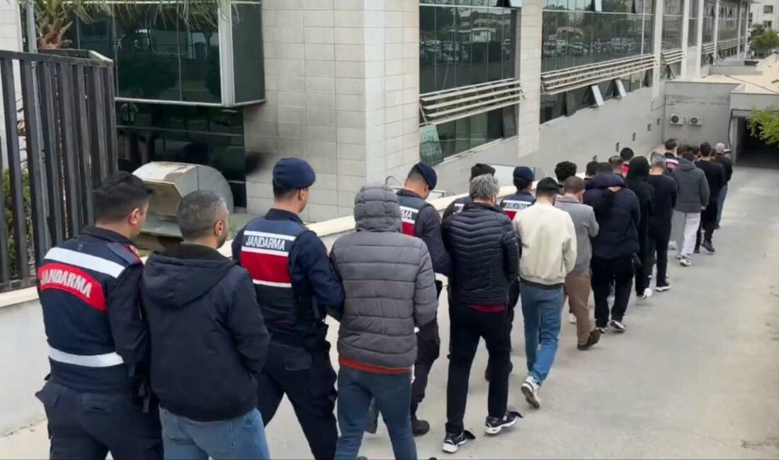 İçişleri Bakanlığı, 16 ilde düzenlenen "nitelikli dolandırıcılık ve yasa dışı