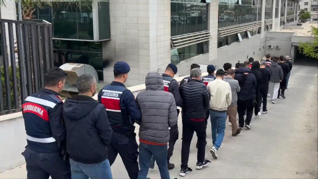 Bakanlık duyurdu: Dev siber operasyonda 140 şüpheli yakalandı 2 bakanlik duyurdu dev siber operasyonda 140 supheli yakalandi 364825837c3b