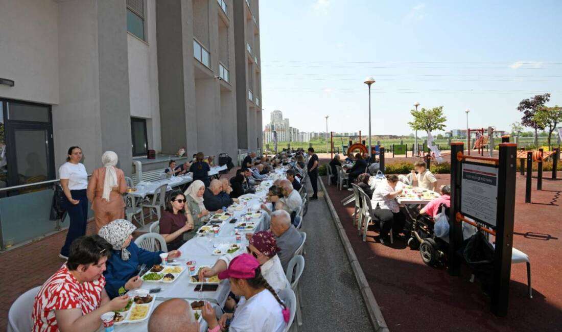 Bursa Osmangazi’de sevgi ve dayanışma dolu etkinlik Osmangazi Belediyesi, 10-16 Mayıs Engelliler Haftası kapsamında OBAM, ALBAM ve