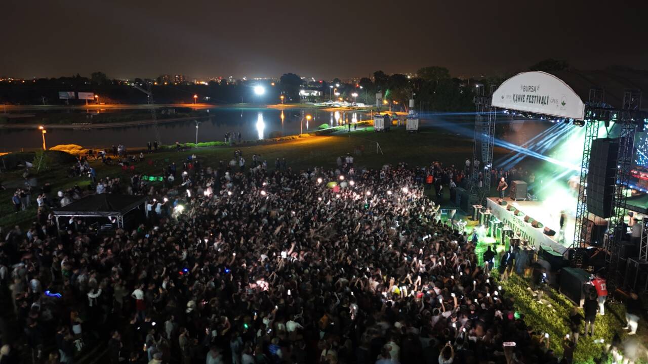 Bursa'da binlerce genç bu festivale akın etti 3 bursa kahve festivali 1