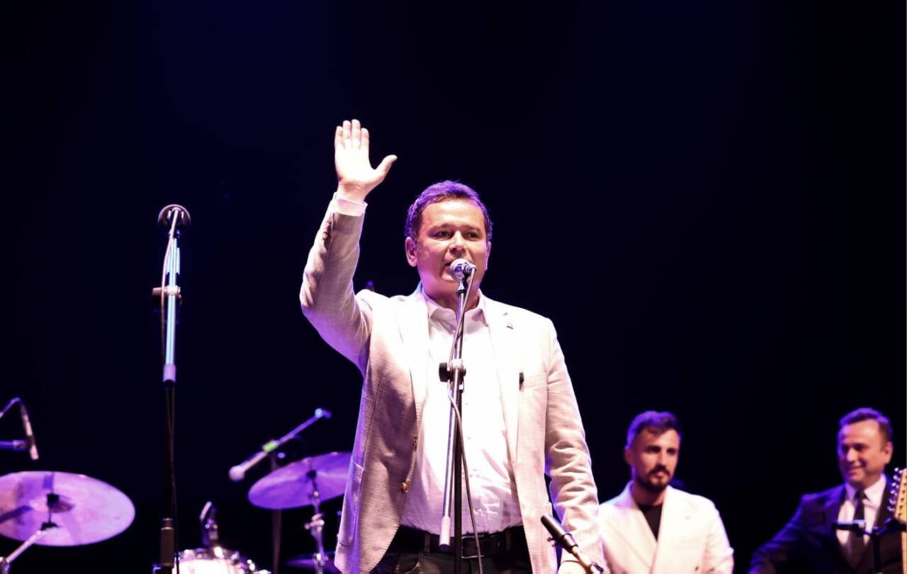 Başkan Erkan Aydın'dan Bursalı gençlere müjde 9 bursa kahve festivali 5