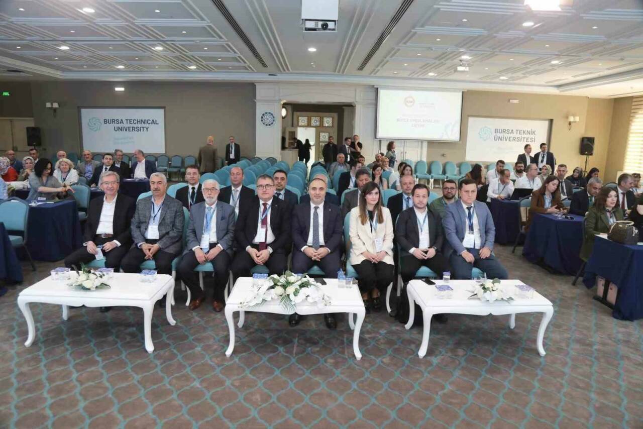 Bursa Teknik Üniversitesi'nde dev eğitim başladı 2 bursa teknik universitesinde dev egitim basladi 183aef954c01