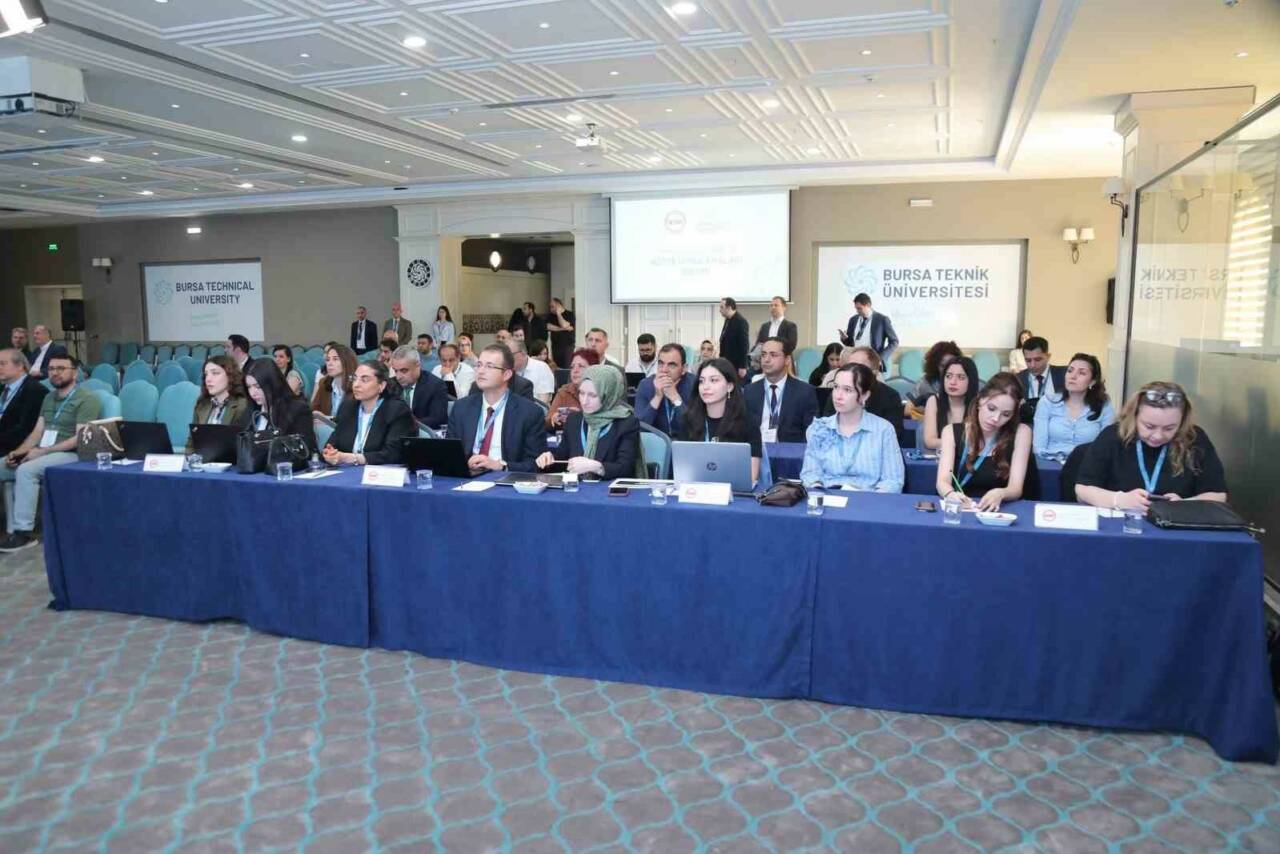 Bursa Teknik Üniversitesi'nde dev eğitim başladı 5 bursa teknik universitesinde dev egitim basladi 51a1e318a056