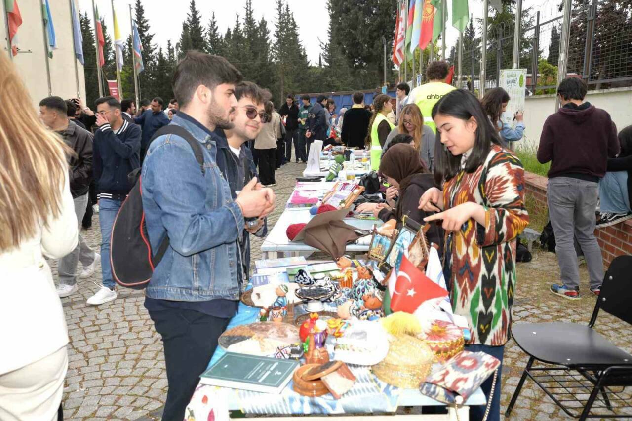 Bursa Uludağ Üniversitesi Bahar Şenliği'nde Hıdırellez ateşi 2 bursa uludag universitesi bahar senliginde hidirellez atesi 03ea1586b110