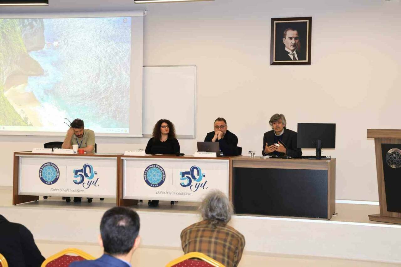 Bursa Uludağ Üniversitesi'nde Askeri Tarih Çalıştayı 4 bursa uludag universitesinde askeri tarih calistayi e129e7f48e5f