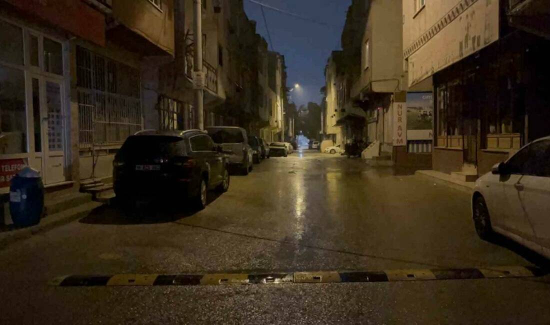 Bursa’da 4 yaşındaki çocuk aracın altında kaldı Bursa’da iddiaya göre sürücünün fark etmediği 4 yaşındaki kız, aracın