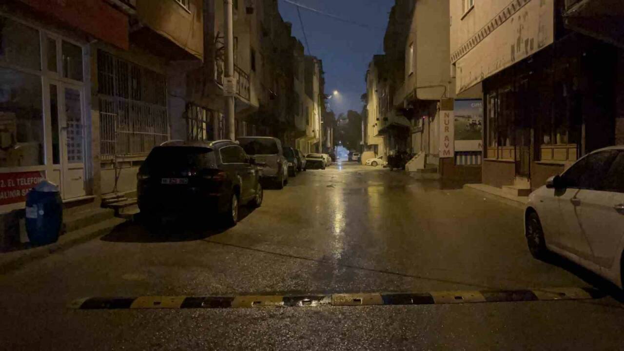 Bursa’da 4 yaşındaki çocuk aracın altında kaldı 1 bursada 4 yasindaki cocuk aracin altinda kaldi c4c98599b356