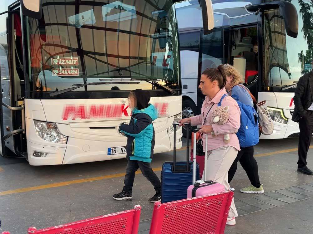 bursada annesiyle 7 yil sonra kavustular yeni hayati icin yola cikti ee4815a6a34b