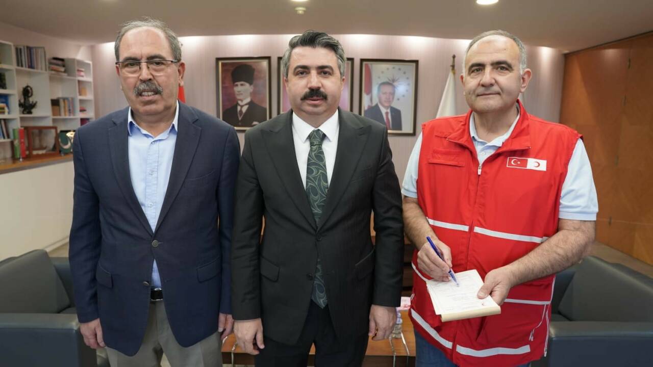 bursada baskan yilmazdan anlamli bagis c052627a5d89
