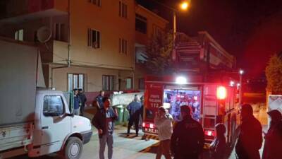 Bursa’nın İnegöl ilçesinde bir kişi, eski eşinin yaşadığı evinde benzin