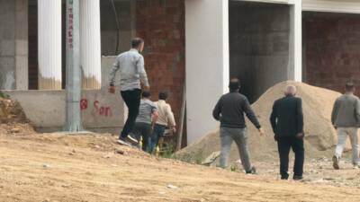 Bursa'nın İnegöl ilçesinde, inşaat işçileri arasında çıkan, 5 kişinin yaralandığı