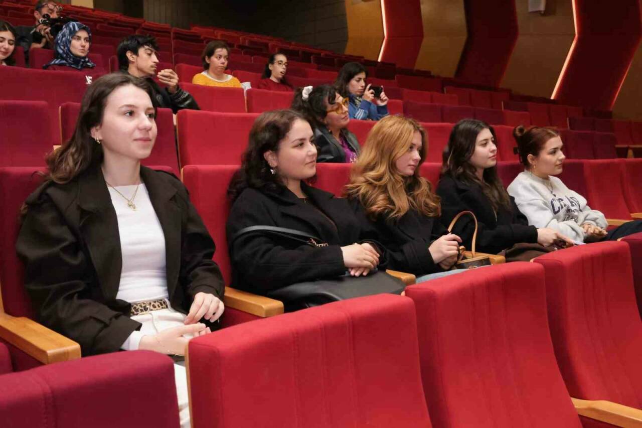 bursada kisa film heyecani yeniden basladi b264726325a8