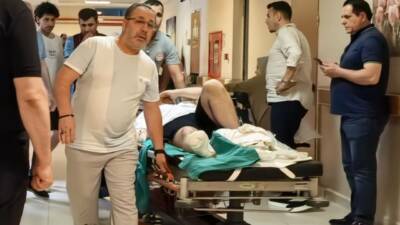 Bursa’nın İnegöl ilçesinde evinin bahçesindeki çimleri biçerken, sağ ayağını makineye