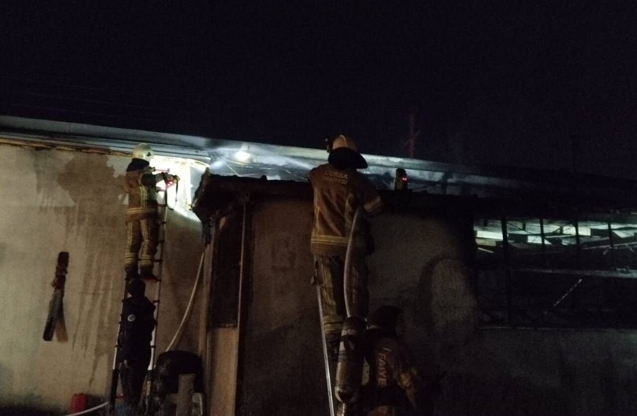 bursada korkutan yangin ba8c811cdada