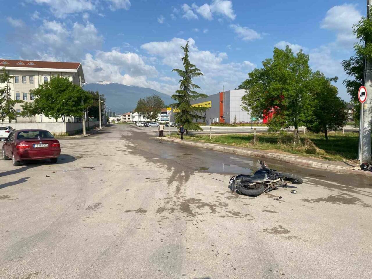 bursada motosiklet ile otomobil carpisti 5391ecbc8f22