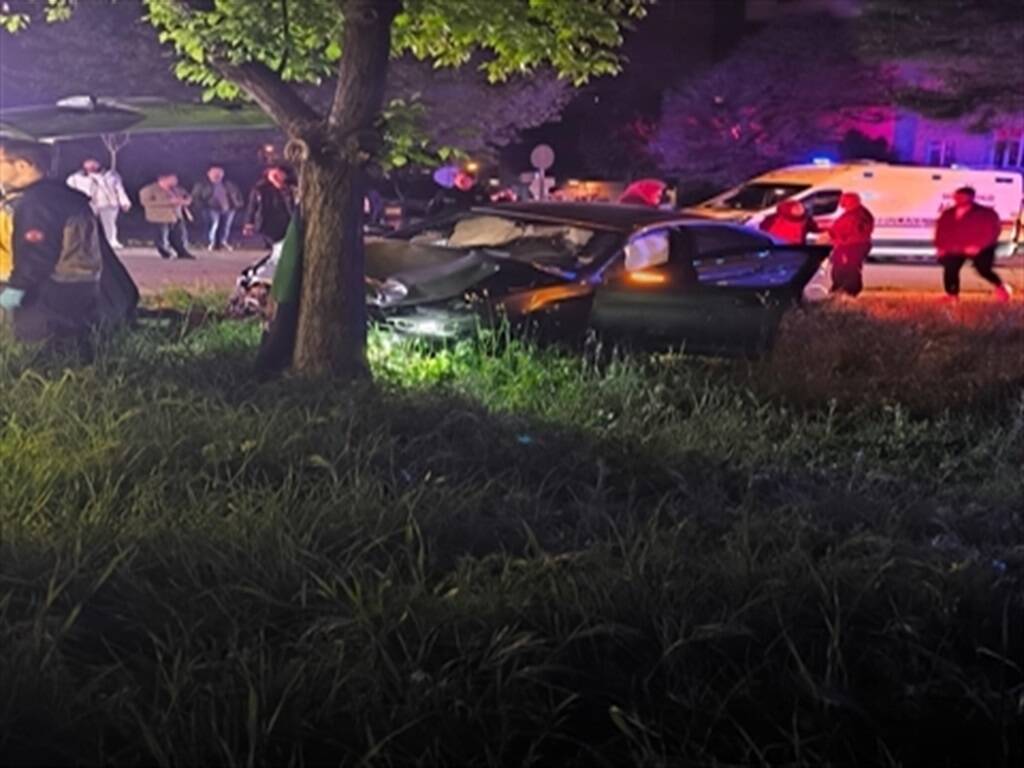 Bursa'da oğlunun ölüm haberini alan acılı babaya bir şok daha! 6 bursada oglunun olum haberini alan acili babaya hapis cezasi 18b21461a75c