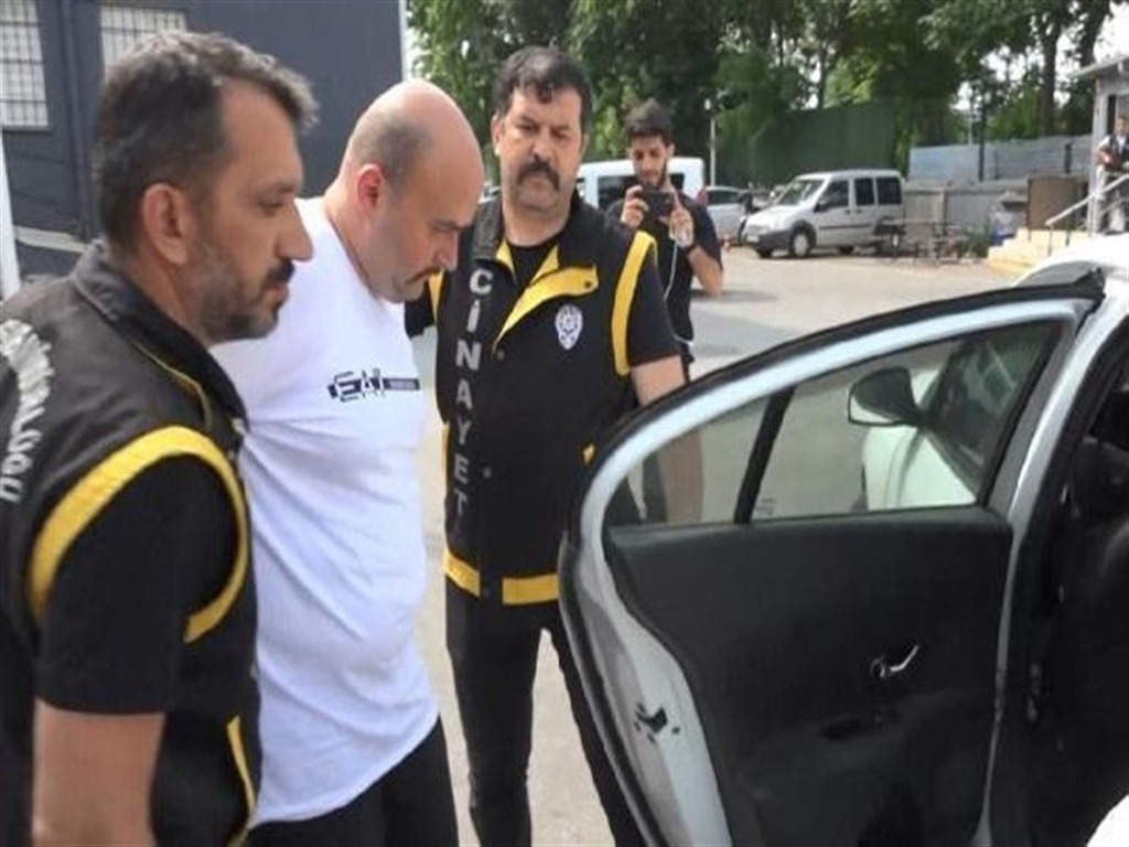 Bursa'da patronunun boğazını keserek öldürmüştü, cezası netleşti! 10 bursada patronunun bogazini keserek oldurmustu cezasi netlesti aaf9d0939f85