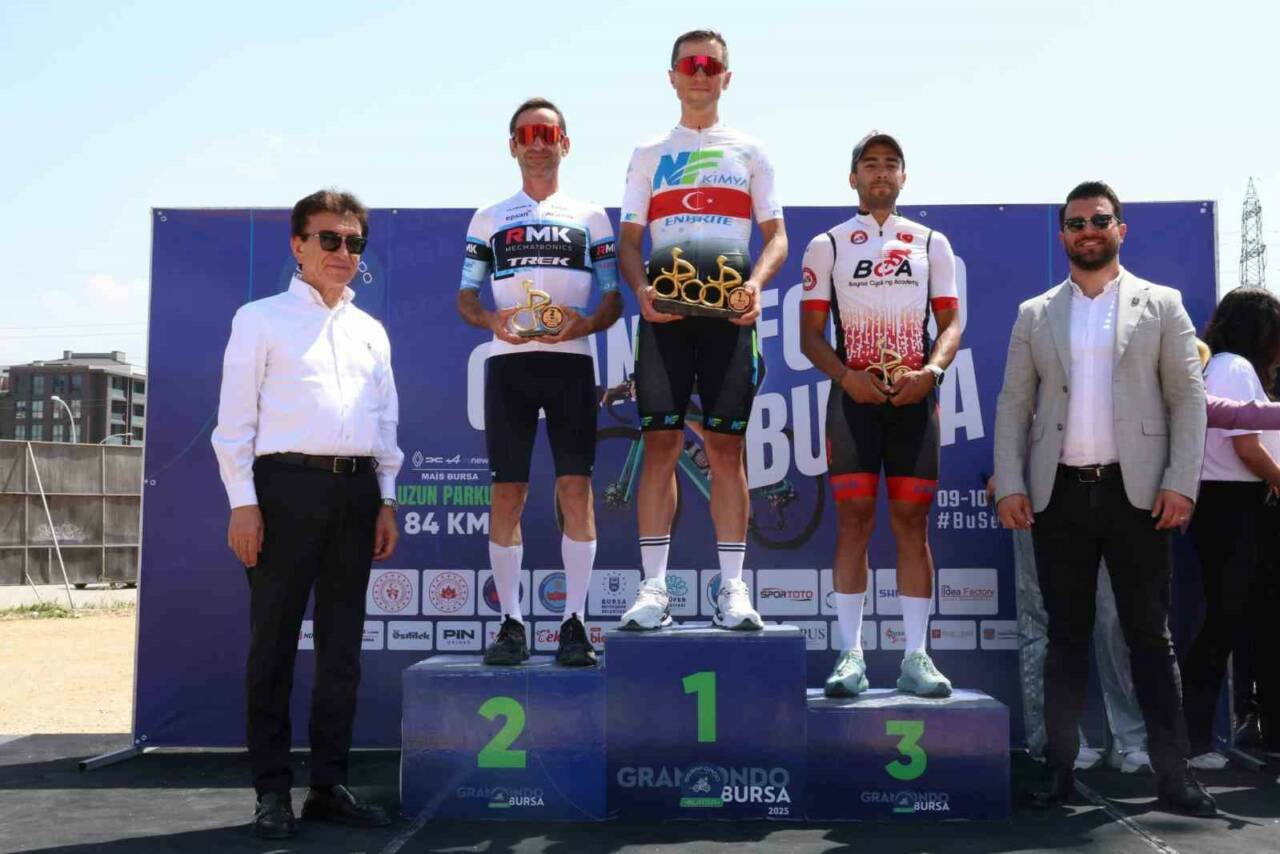 Bursa’da pedallar ’Daha Fazla Kadın Yarışmacı’ için döndü 3 bursada pedallar daha fazla kadin yarismaci icin dondu cddf49b43bbc