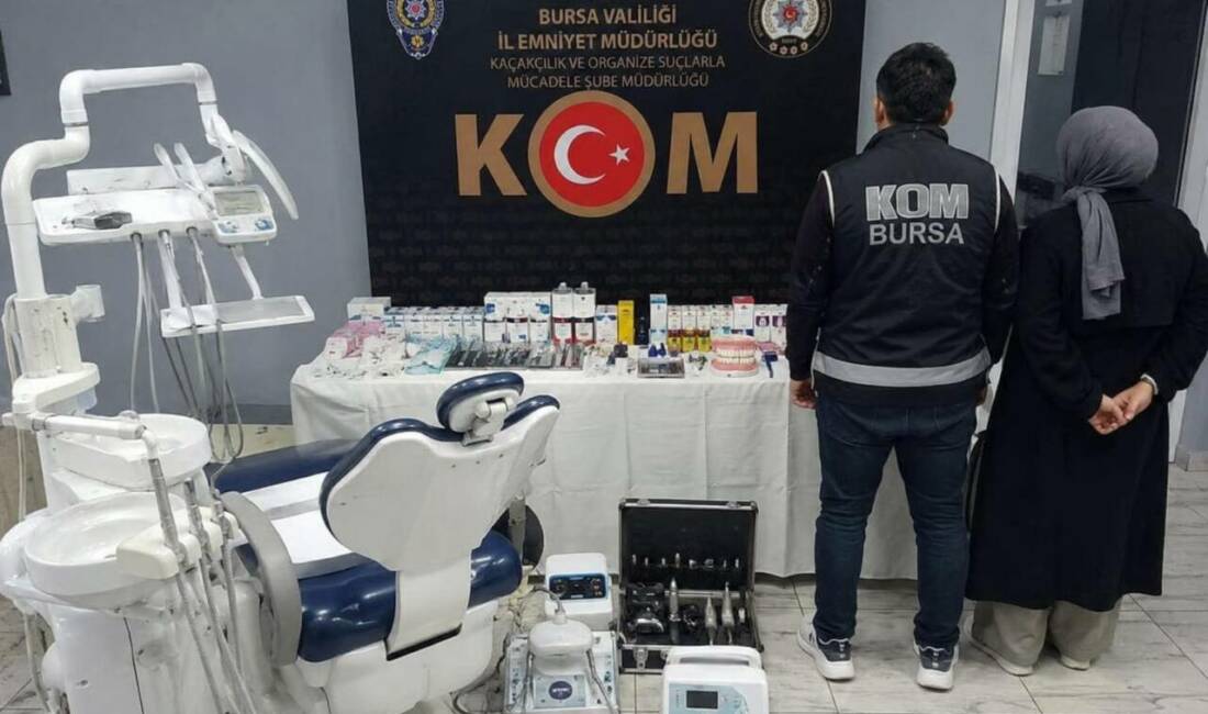 Bursa’da sahte diş hekimlerinin işlettiği kaçak muayenehaneye baskın Bursa'nın İnegöl ilçesinde kaçak diş muayenesi işlettiği belirlenen sahte diş