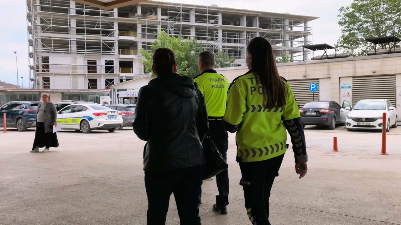 bursada ters yonde 3 kilometre gitti yaptigi cezasiz kalmadi 02561cfd52d3