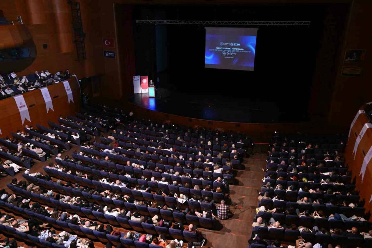 BTSO Başkanı Burkay’dan çarpıcı mesaj: 'Mesleklerin yüzde 30’u değişecek' 1 bursada turkiye yuzyili vizyonuyla egitimde kamu ve ozel sektor bulusmasi gerceklestirildi 5d9ccbfe9050