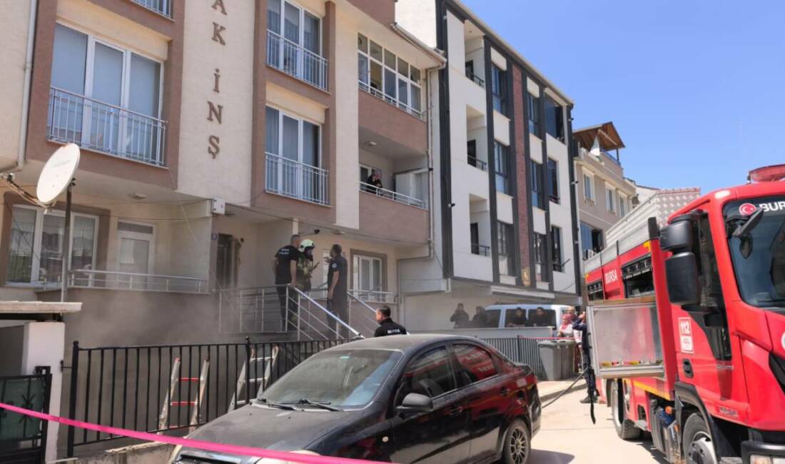 Bursanın İnegöl ilçesinde 4 katlı apartmanın zemin katındaki dairede çıkan