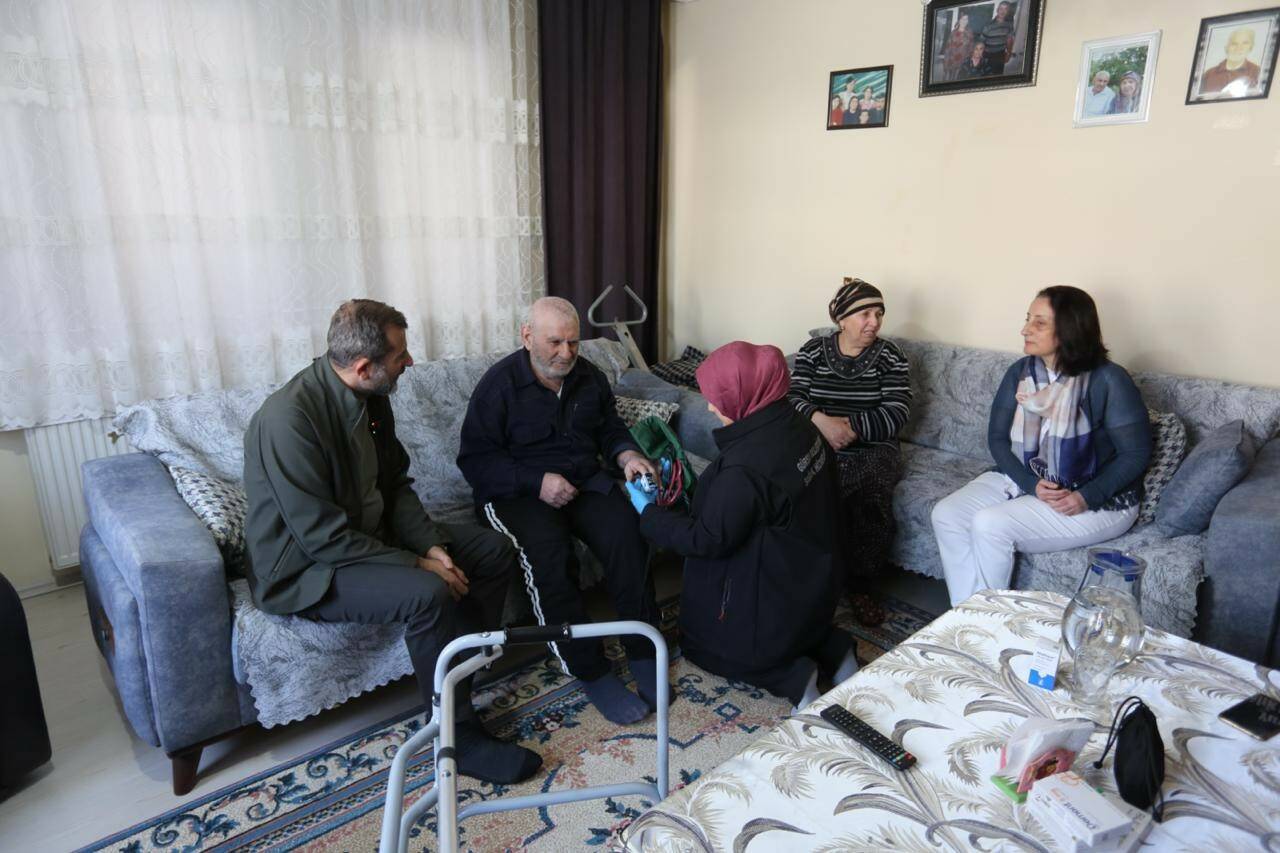 Bursa'da yaşlıları gülümseten uygulama! Dünyalar onların oldu... 7 bursada yaslilari gulumseten uygulama dunyalar onlarin oldu 67133610e21c