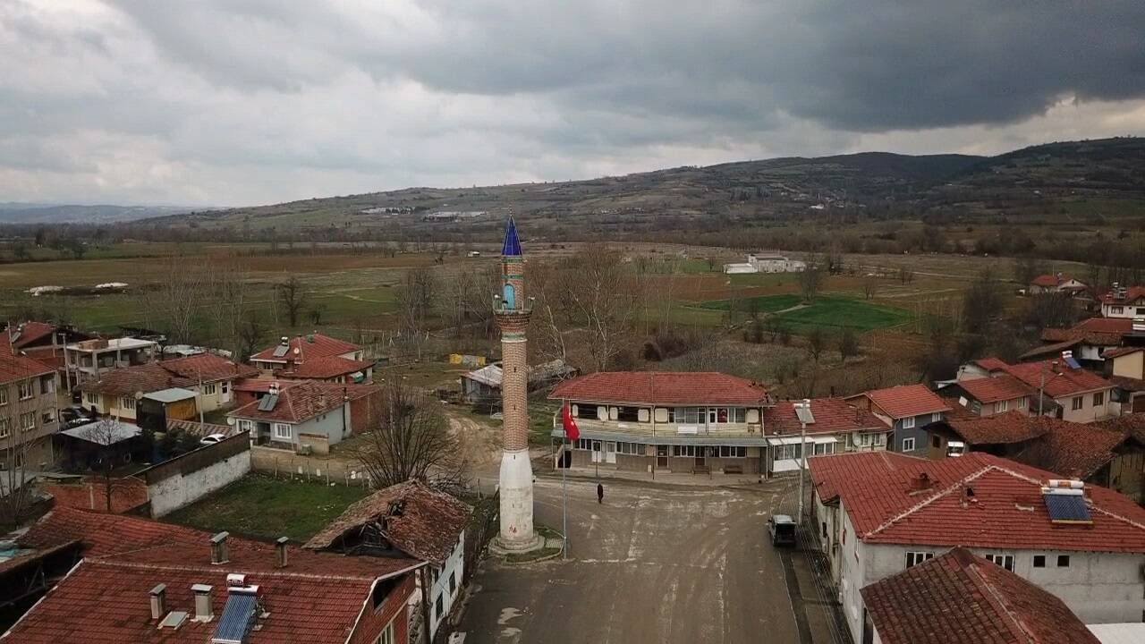 Bursa'daki camisiz minare bu mahallenin sembolü oldu 1 bursadaki camisiz minare bu mahallenin sembolu oldu bd6142672afd
