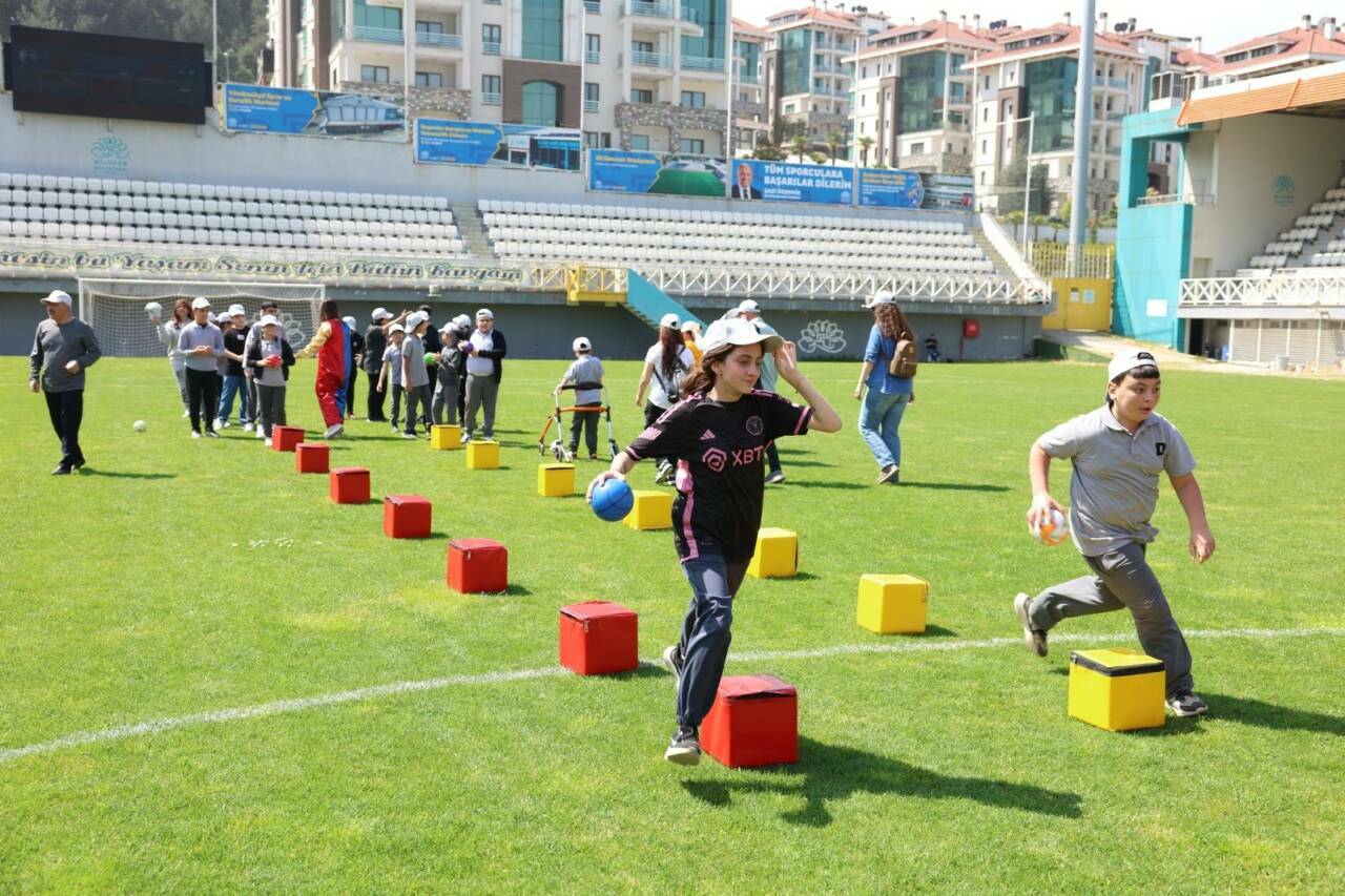 Bursa'daki dev spor organizasyonunda özel coşku 2 bursadaki dev spor organizasyonunda ozel cosku fffa39a626e0