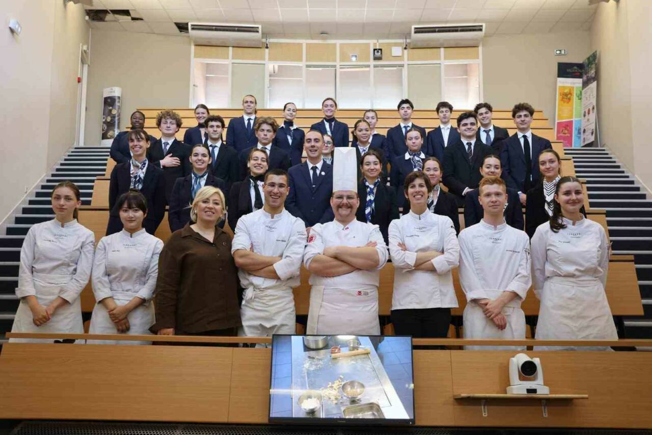 Bursa'nın Gastro İnegöl Lezzetleri Fransa’ya konuk oldu 6 bursanin gastro inegol lezzetleri fransaya konuk oldu 2ea71cdd419f
