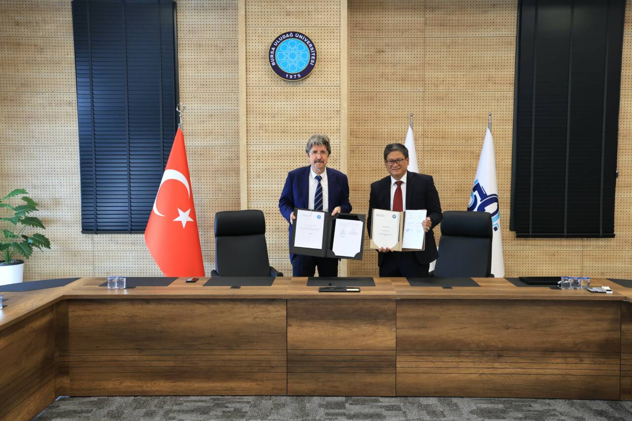 Bursa Uludağ Üniversitesi ile ICESCO arasında akademik işbirliği 4 buu3367