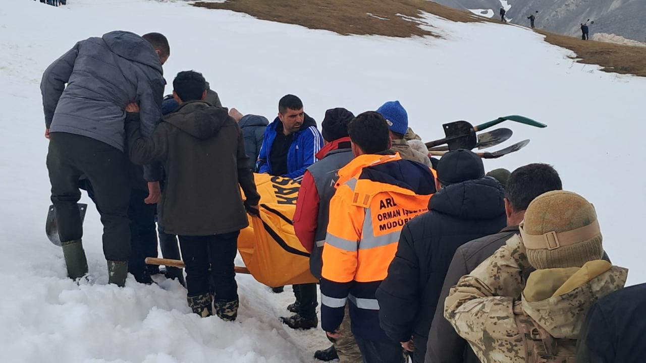 Çığ altında kalan çobandan acı haber 1 cig altinda kalan cobandan aci haber 0f1d6e49687f