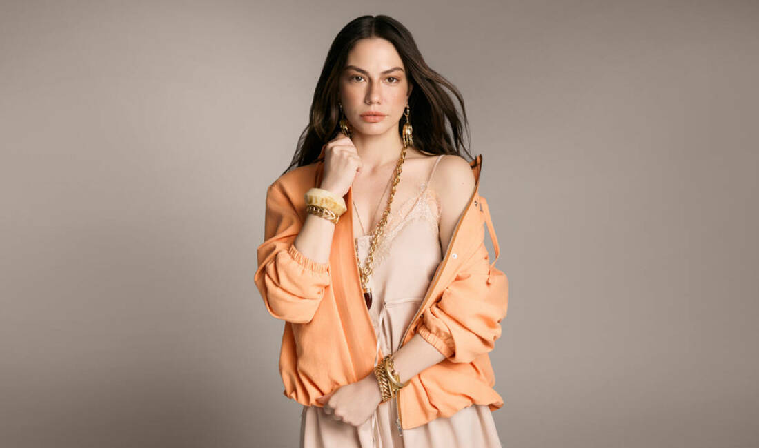 Demet Özdemir ünlü markanın yüzü oldu Online moda platformu Trendyolmilla, yeni sezon için yeni bir iş