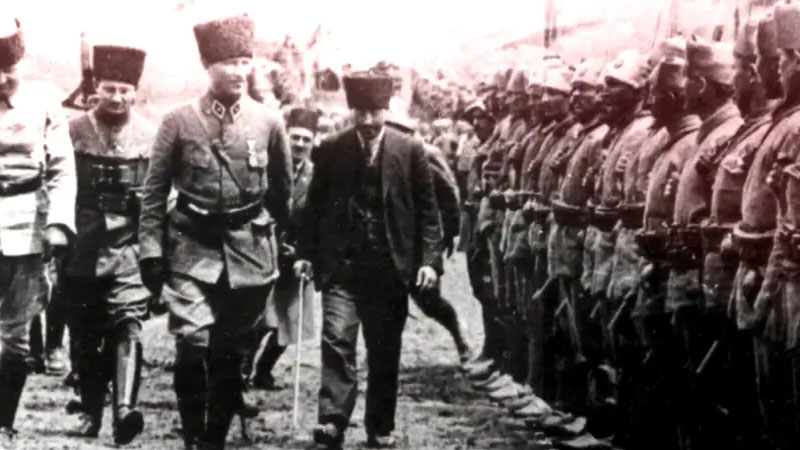 MSB’den 19 Mayıs kutlama mesajı Milli Savunma Bakanlığı (MSB), 19 Mayıs Atatürk'ü Anma, Gençlik ve