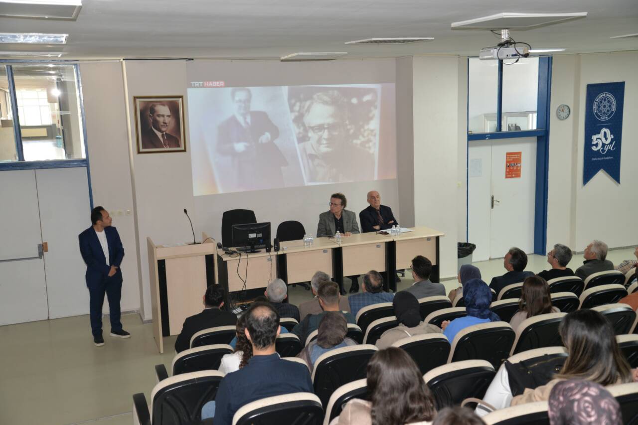 Bursa Uludağ Üniversitesi’nde Fethi Gemuhluoğlu anıldı 3 dsc1290