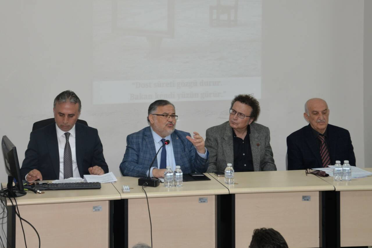 Bursa Uludağ Üniversitesi’nde Fethi Gemuhluoğlu anıldı 1 dsc1293