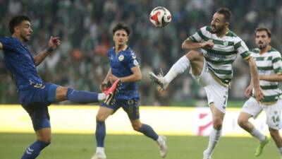 Bursaspor’un yollarını ayırdığı Hamza Gür’ün, gelecek sezon da 2.Lig’de mücadele