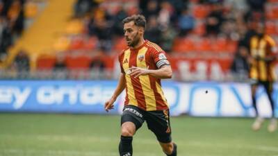 Bursaspor, Süper Lig’den düşmesi geçen hafta kesinleşen Kayserispor’un 31 yaşındaki