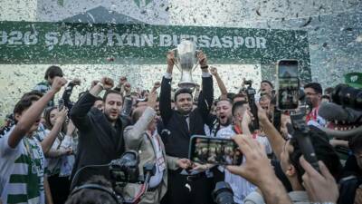 16 yıl önce 16 Mayıs 2010'da Süper Lig'de şampiyon olarak