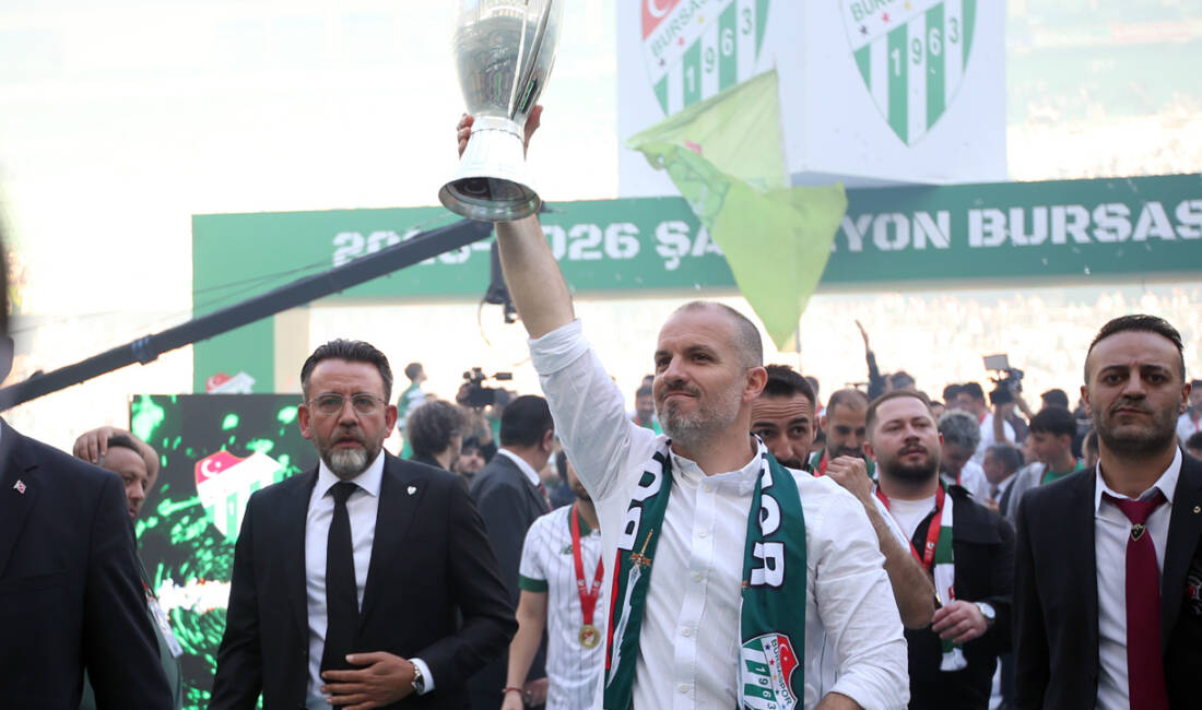 Bursaspor Teknik Direktörü Mustafa Er, başarının şifresini açıkladı! Bursaspor Teknik Direktörü Mustafa Er, baskıyla beslendiğini belirterek takımın başarısı