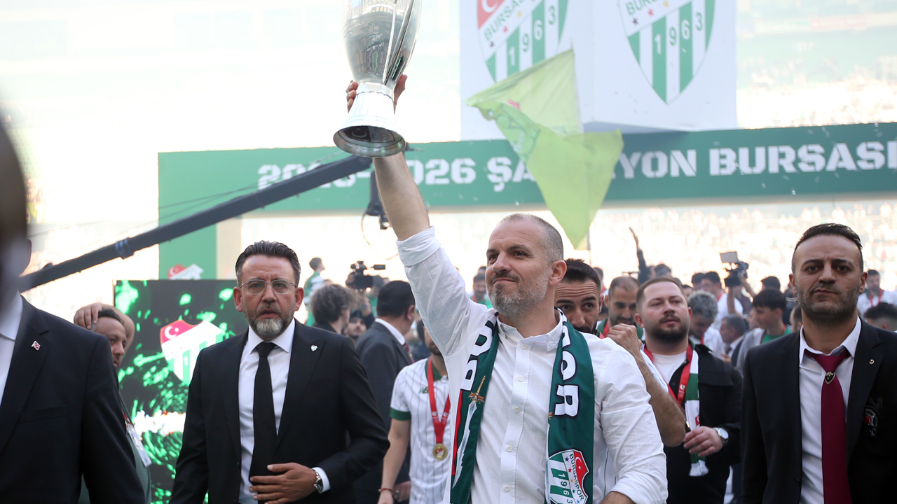 Bursaspor Teknik Direktörü Mustafa Er, başarının şifresini açıkladı! 2 emre1504