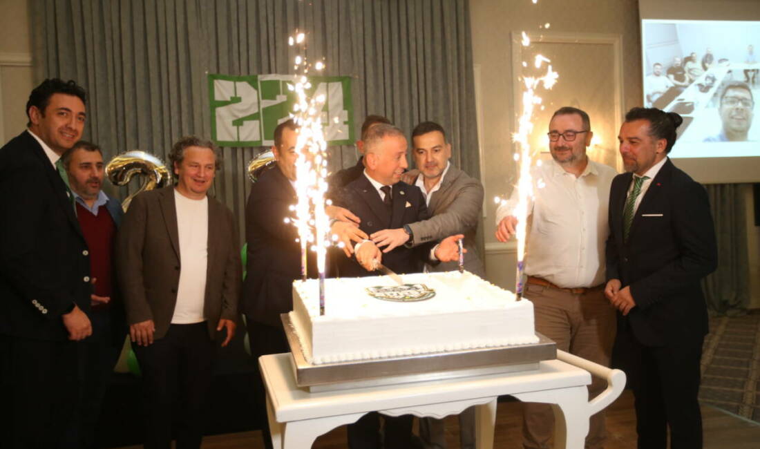 16. kuruluş yıldönümünü kutlayan 224 Bursa ve Bursaspor Gönüllüleri Derneği’nde