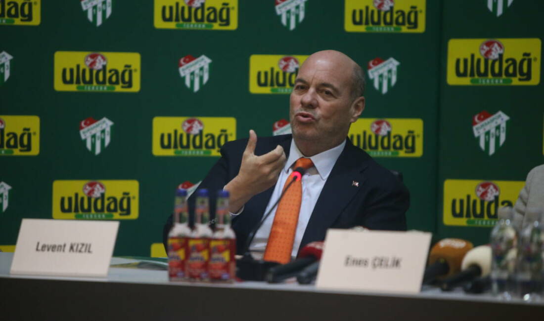 Bursaspor forma sırt sponsorluğu tanıtım toplantısında Uludağ İçecek Yönetim Kurulu