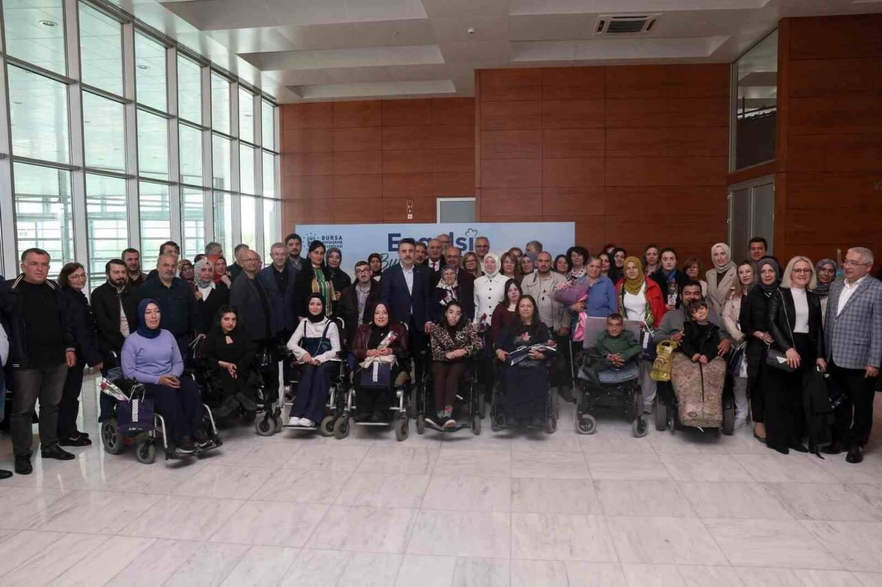 ’Engelsiz Bursa Buluşması’nda gönüller bir oldu 1 engelsiz bursa bulusmasinda gonuller bir oldu ec4fd709e186