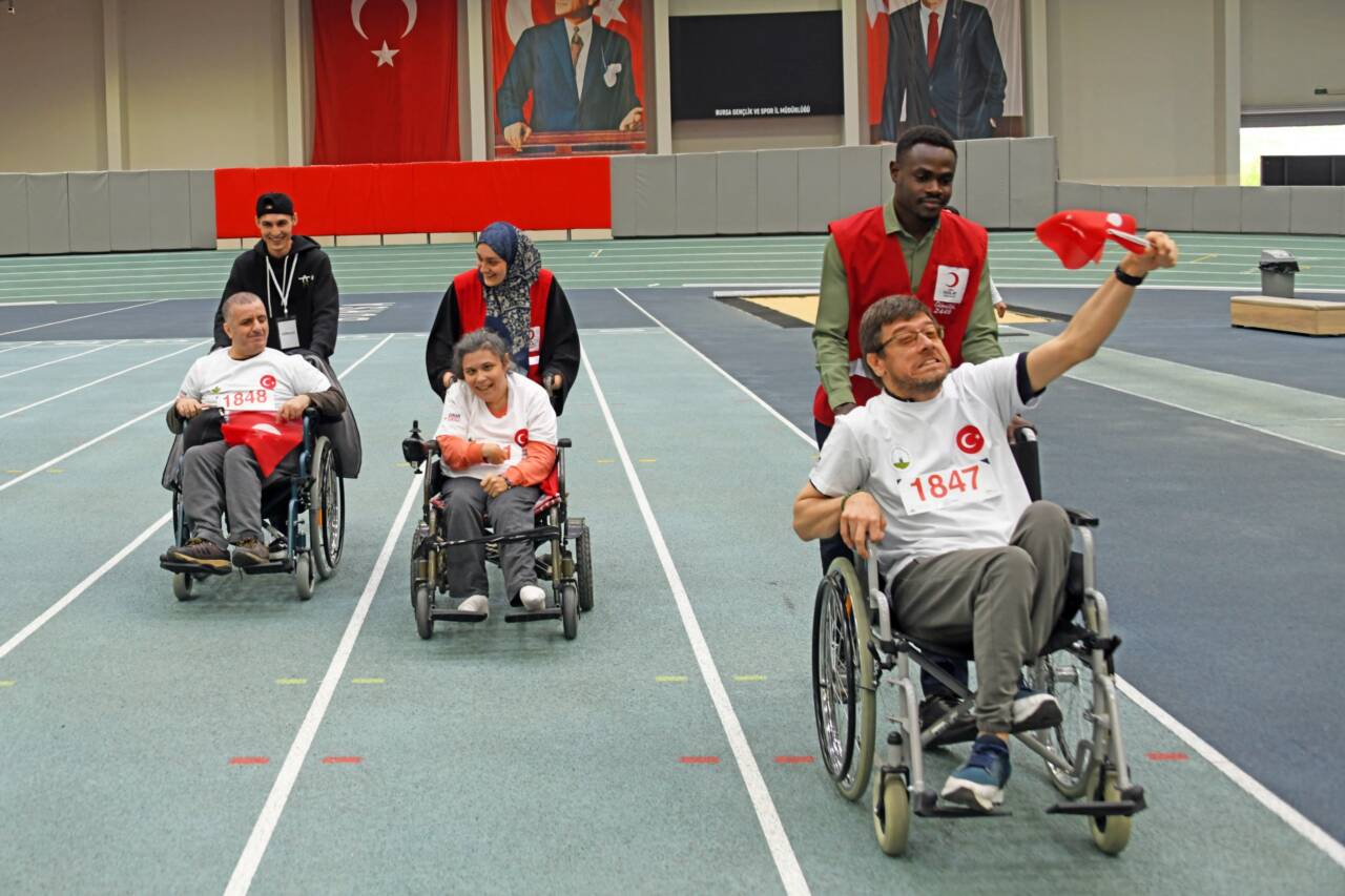 Osmangazi Belediyesi’nden engelsiz spor şöleni 12 Osmangazi Belediyesi’nden Engelsiz Spor Şöleni