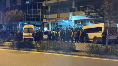 Antalya'nın Alanya ilçesinde eski Dışişleri Bakanı Mevlüt Çavuşoğlu ile Alanyaspor